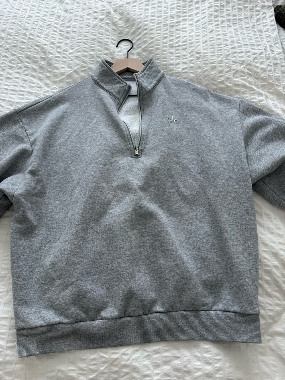 Alo Grey Accolade Half zip medium